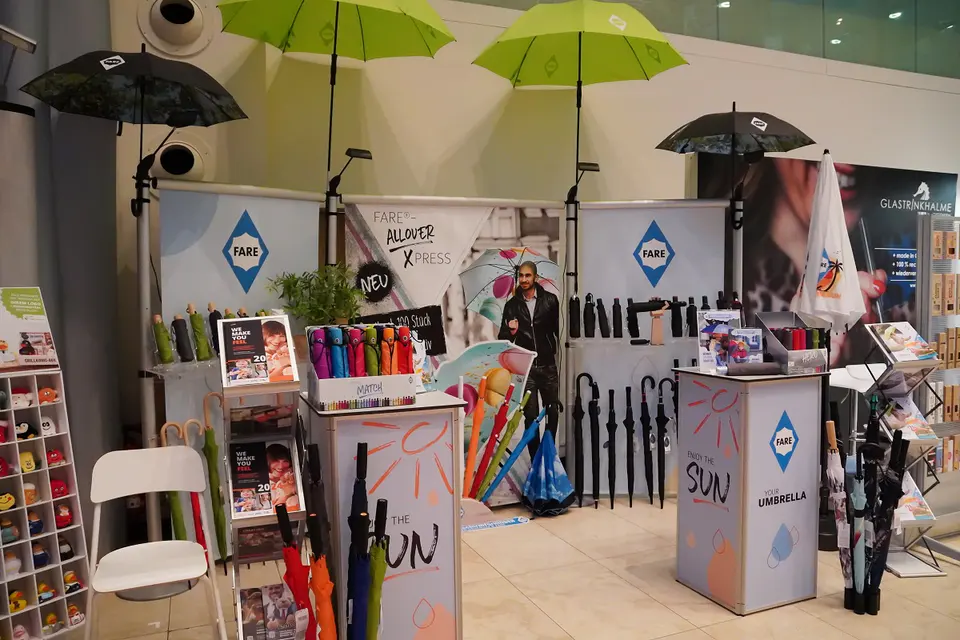Produktpräsentation bei einer vergangenen Werbeartikelmesse